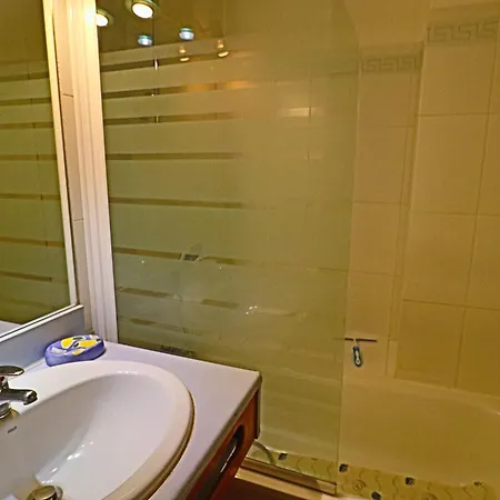 公寓 2 Pieces Cabine, Vue + Piscine + Parking, 4pers, Classe 2⭐⭐ - Fr-1-472a-221